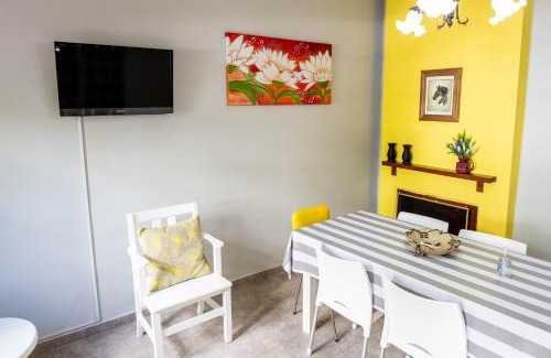 Santa Rosa Apartment | Highly Rated Departamento Moreno 2 - Family-Friendly Stay