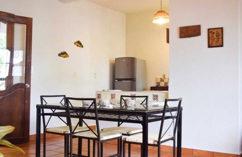Rinconada Apartment | Private Beachside Apartment with Pool & Ocean Views
