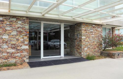 Province of Tierra del Fuego Apartment | Top-Rated Departamento Ribera del Pipo with Family Amenities