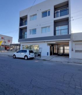Olavarria Apartment | Guest Rated 8.9: Family-Friendly Departamento Rivadavia