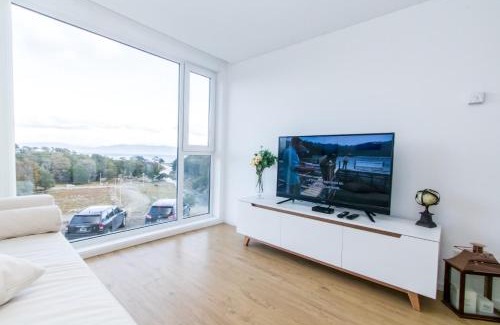 Province of Tierra del Fuego Apartment | Delightful Departamento Terrazas Del Beagle: 4-Star Stay