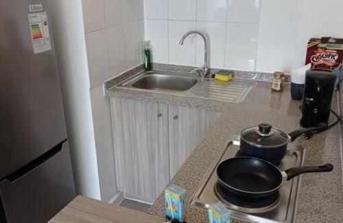 Lo Aranguiz Apartment | Cozy One-Bedroom Retreat Near Metro Vivaceta