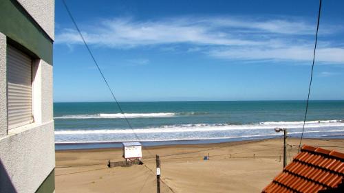 Villa Gesell Apartment | Oceanfront Departamento Villa Gesell Centro with Sea Views