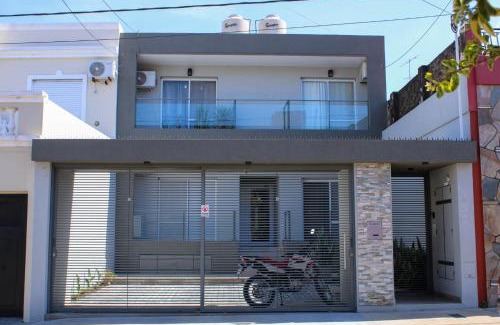 Parana Apartment | Bright Departamentos Fleming for Families of Up to 4