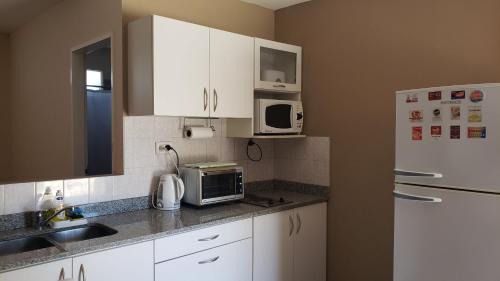 Cipolletti Apartment | Cozy Departamentos Pórtico Sur: Pet-Friendly Retreat