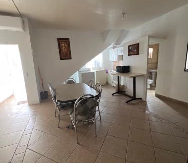 Cuauhtemoc Apartment | Find Comfort at Depas Conford Inn - Family-Friendly Stay
