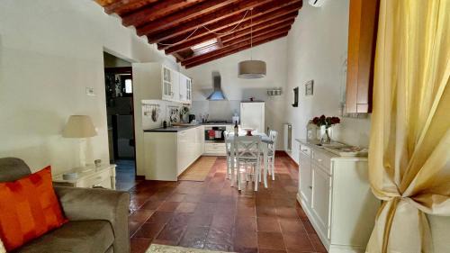 Lucca Historical Center Apartment | Guest Rated 10/10 at Dependance Civitali37: Pet Friendly Stay