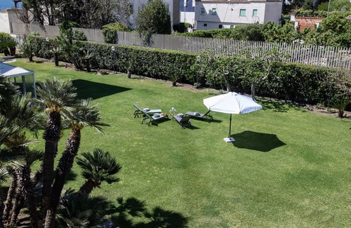 Santa Marinella House | Oceanfront Dependence in Villa Liberty - Steps from the Beach