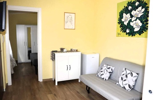 Nettuno Apartment | Convenient Dependance Near American Cemetery & Borgo Antico