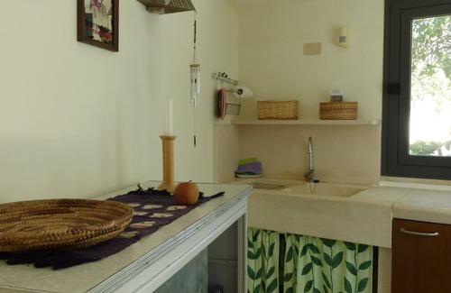 Quartu Sant'Elena House | Coastal Retreat: Dépendance by the Sea with Ocean Views