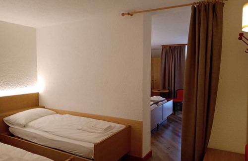 San Lorenzo in Banale Hotel | Discover Dependable Comfort at Soran-Hotel San Lorenzo