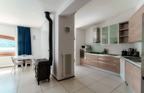Brienno Apartment | Relaxing Dependence with Terrace and Lake View in Brienno