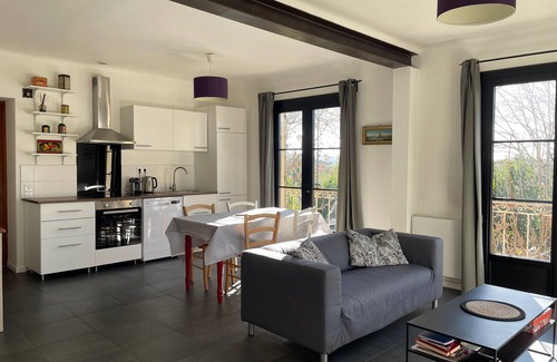 Eguilles House | Experience Dependency in Bastide Aix en Provence: 9.8/10
