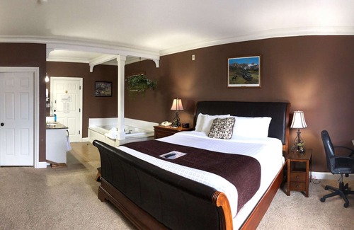 La Plata Hotel | Guest Rated: Depot Inn and Suites with Pool & Breakfast