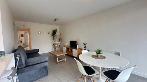 Mar del Plata Apartment | Cozy Playa Grande Retreat for 4 with Family-Friendly Perks