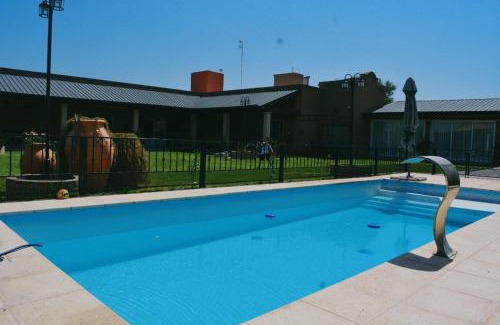La Rioja Apartment | Guest Rated: Depto Alaniz Salinas with Pool Access