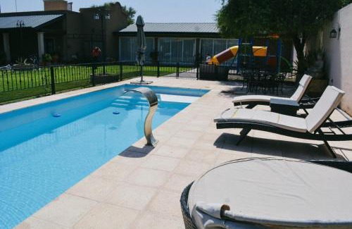 La Rioja Apartment | Guest Rated: Depto Alaniz Salinas with Pool Access