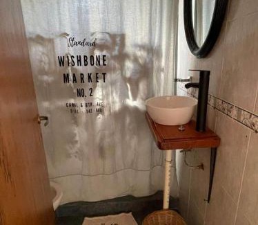 Esquina Apartment | Explore Our Central Location with Family and Pets Welcome!
