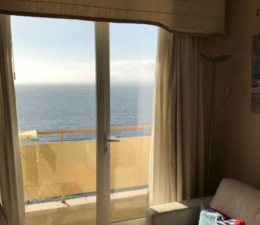 Tome Apartment | Oceanfront Oasis: Depto. Frente al Mar, Rated 10/10