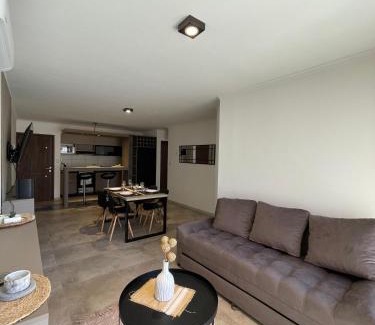 Villa Carlos Paz Apartment | Ideal Central Retreat with Pool and Ocean Views