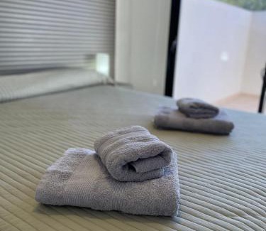 Villa Carlos Paz Apartment | Ideal Central Retreat with Pool and Ocean Views