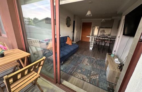 Chillan Apartment | Modern Retreat in Prime Location with Hot Tub Access