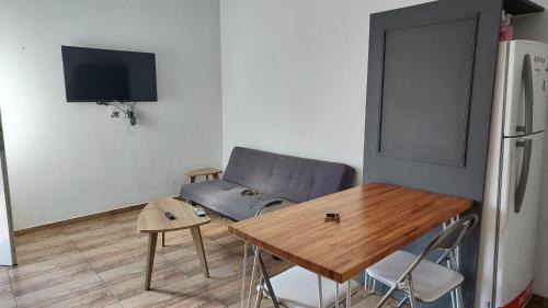 General Roca Apartment | Pet-Friendly Depto Roca: Guest Rated 9/10, Family Welcoming
