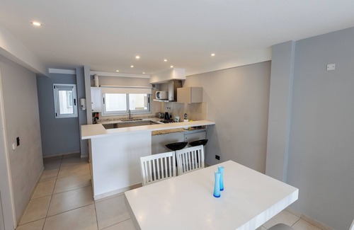 La Perla Apartment | Exceptional Stay at DeptosVip - Mitre with Spa & Breakfast