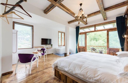 Moganshan Villa | Experience Deqing Mogan Mountain Jianxi Villa - 4 Star Retreat