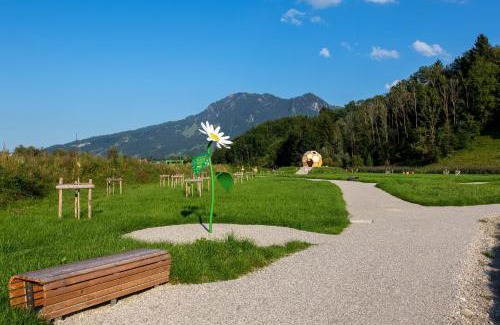 Ettensberg Apartment | Oceanfront Bliss at Der Bienenkorb - Guest Rated 9.2/10