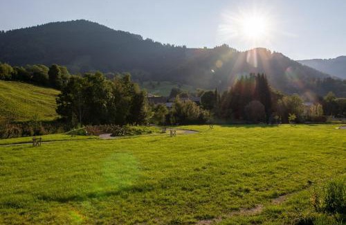 Ettensberg Apartment | Oceanfront Bliss at Der Bienenkorb - Guest Rated 9.2/10
