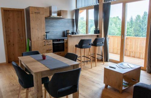 Ettensberg Apartment | Oceanfront Bliss at Der Bienenkorb - Guest Rated 9.2/10