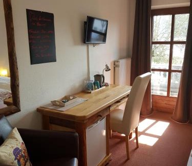 Bad Endorf Hotel | Experience Der Blankhof: Pet-Friendly Oceanfront Retreat