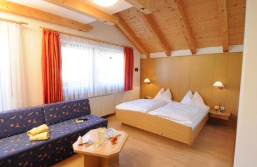 Spinga Hotel | Pet-Friendly Der Brunnerhof with Oceanfront Views & Pool