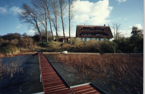 Meesiger House | Charming Der Fuchsbau: Oceanfront Family Getaway, 9/10 Rated