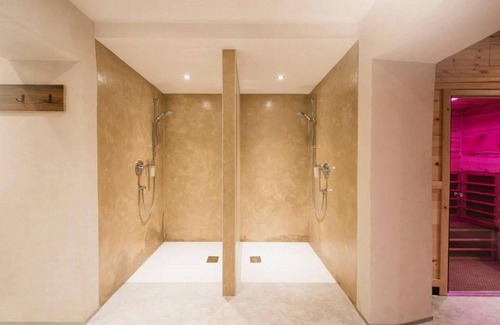 Neustift Im Stubaital Hotel | Der Hoferwirt: Guest Rated 10/10 with Spa & Family Amenities