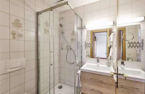 Klosterle Hotel | Discover Comfort at Der Klostertalerhof with Spa & Dining