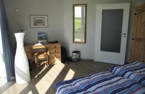 Stolpe Apartment | Discover Der Landhof Seeadler: Family-Friendly Retreat