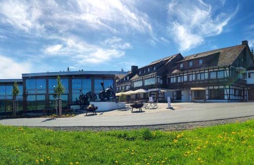 Altastenberg Hotel | Discover Der schöne Asten Resort with Oceanfront Amenities