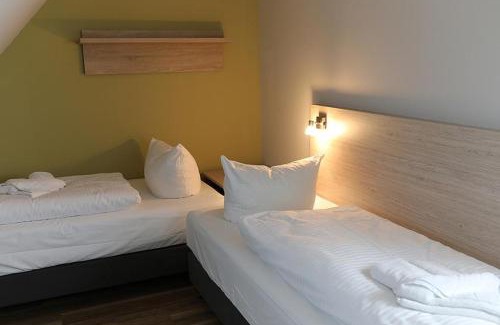 Stolpe House | Pet-Friendly Retreat at Der Westflügel Hofmaler WF-53