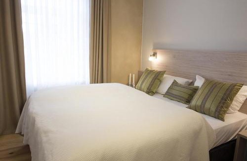 Stolpe Apartment | Welcoming Der Westflügel Ritter Florin: Pet & Child Friendly