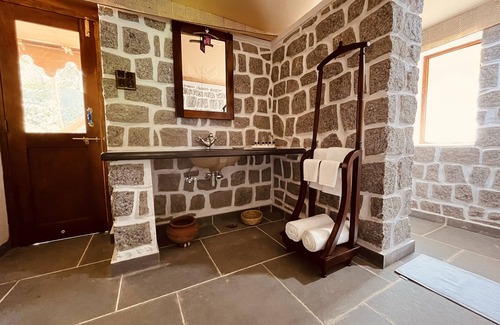 Bali Hotel | Guest Rated 10/10 at Dera Jawai: Family-Friendly Stays