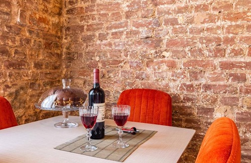 Pera Apartment | Family-Friendly Deren's Home: A 4-Star Retreat Awaits