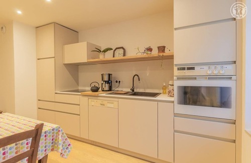 Les Avanchers-Valmorel House | Discover Derriere LE Pressoir: Family Kitchen & Breakfast