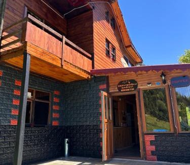 Ayder Hotel | Family-Friendly Retreat at DERVİŞOĞLU DAĞ EVİ