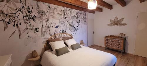 Tournus House | Oceanfront Stay at Des Histoires d'Anges - Top-Rated Retreat