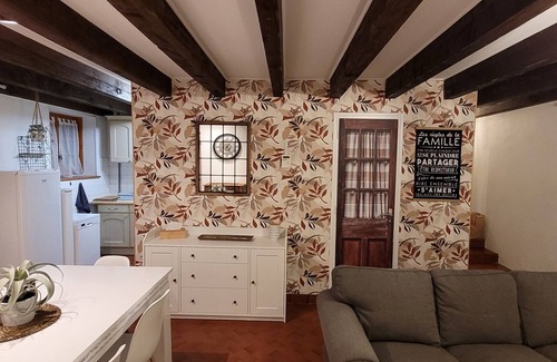 Tournus Cottage | Discover Des Histoires d'Anges - Family-Friendly Retreat