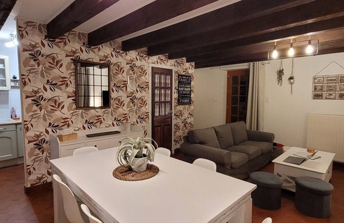 Tournus Cottage | Discover Des Histoires d'Anges - Family-Friendly Retreat