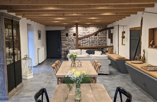 Pierre-Percee Bed & Breakfast | Experience 'Des sapins aux étoiles': Spa & Breakfast Included