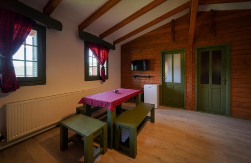 Sub Cetate House | Discover Desag Resort: Oceanfront Bliss with Top Amenities